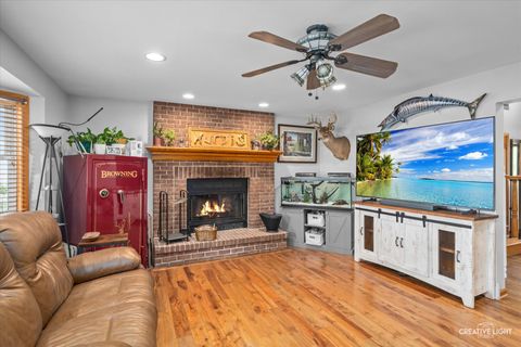 Tiny photo for 925 Suzy Street, Lake Holiday, IL 60548 (MLS # 12437937)