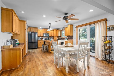 Tiny photo for 925 Suzy Street, Lake Holiday, IL 60548 (MLS # 12437937)