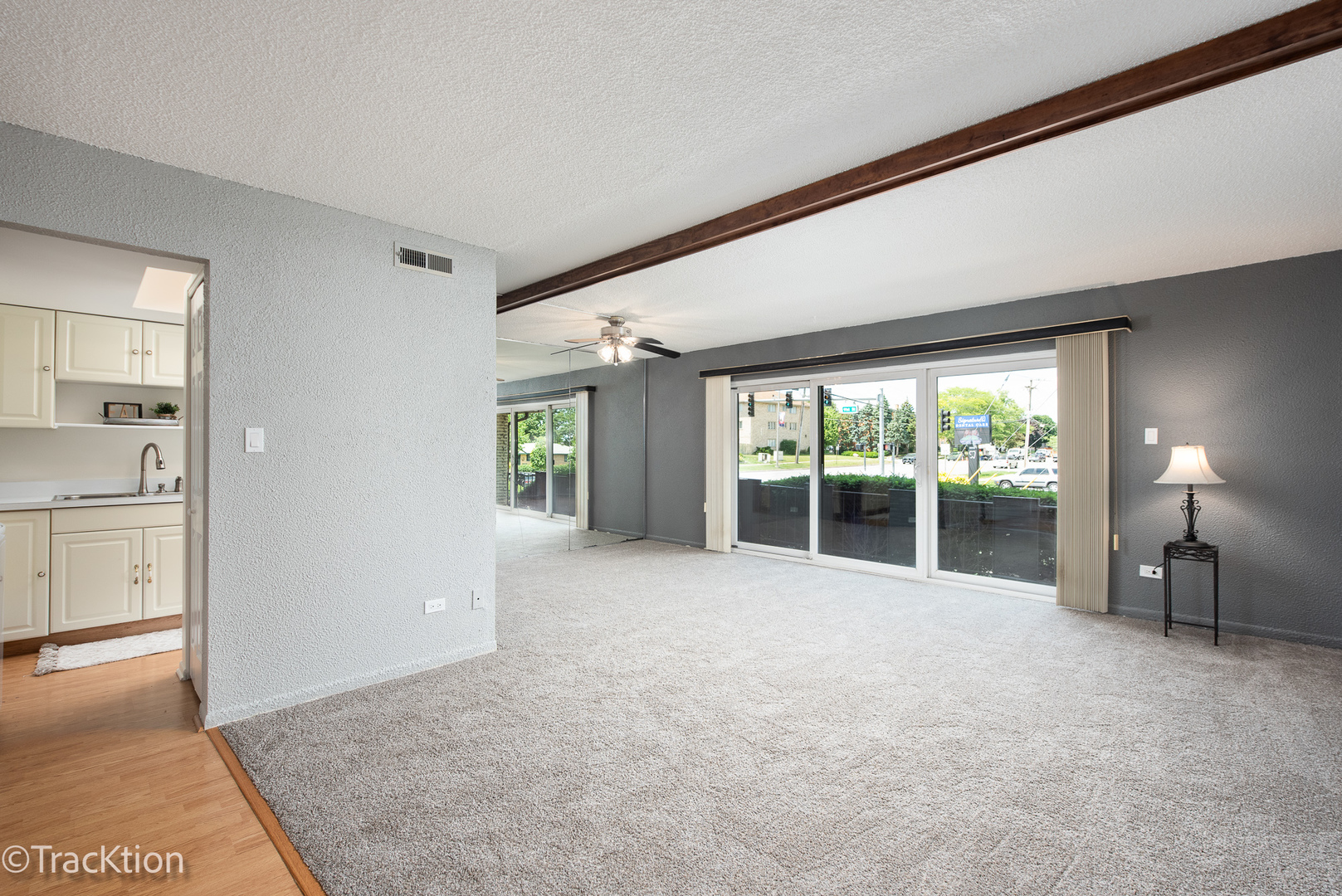 9105 S Roberts Road 1A