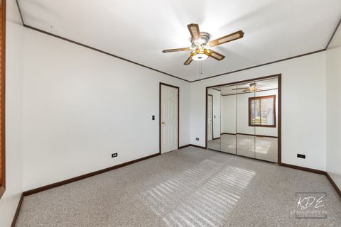 Tiny photo for 30W171 Maplewood Court, Warrenville, IL 60555 (MLS # 12510028)