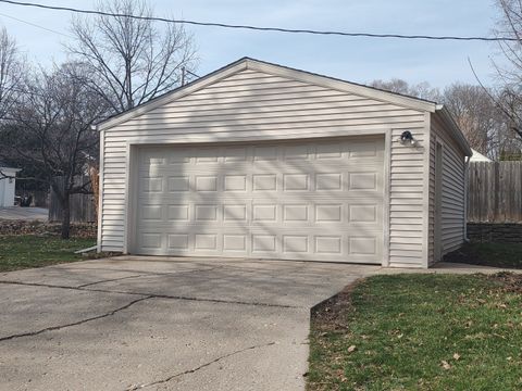 Tiny photo for 116 N Vale Avenue, Rockford, IL 61107 (MLS # 12608413)