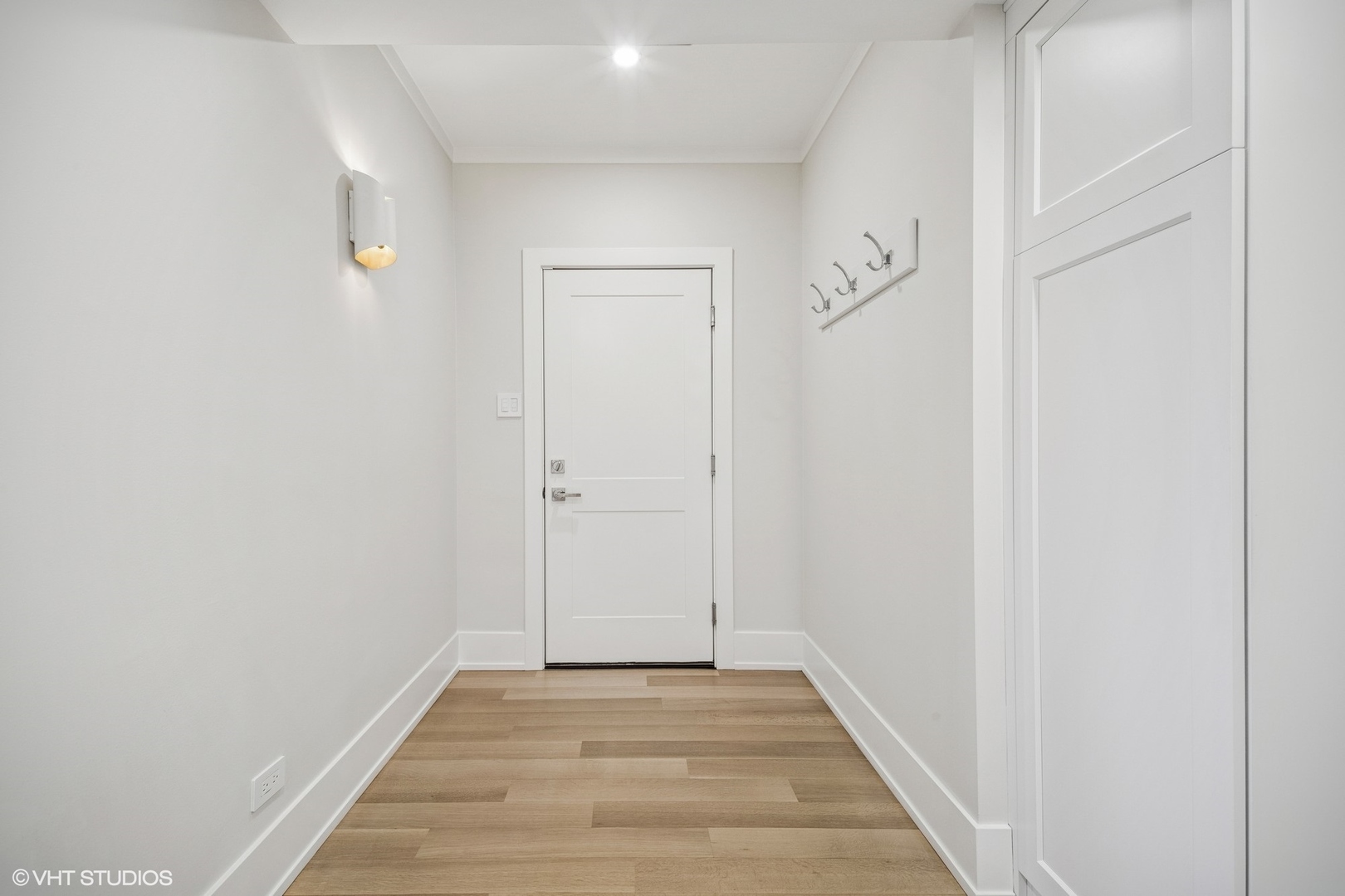 4300 N Marine Drive 306