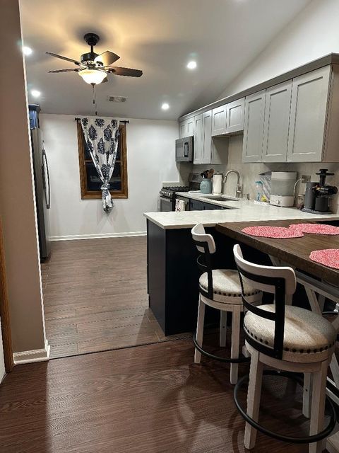 Tiny photo for 10032 S Cicero Avenue, Oak Lawn, IL 60453 (MLS # 12535542)