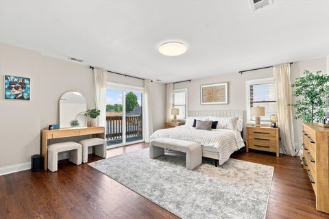 Tiny photo for 5435 N Nashville Avenue, Chicago, IL 60656 (MLS # 12736229)