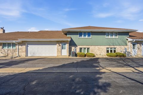 Tiny photo for 10641 Rachel Lane #3, Orland Park, IL 60467 (MLS # 12656672)