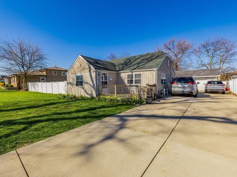 Tiny photo for 14624 Kenton Avenue, Midlothian, IL 60445 (MLS # 12618713)