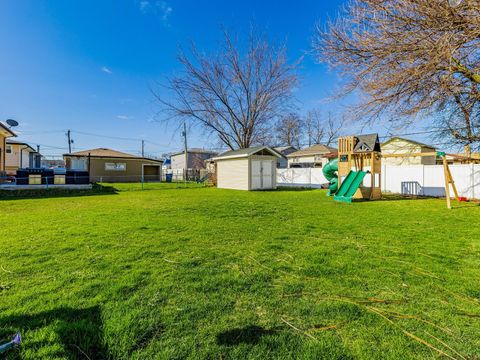 Tiny photo for 14624 Kenton Avenue, Midlothian, IL 60445 (MLS # 12618713)