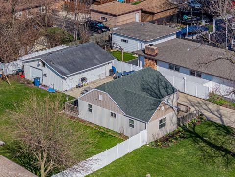 Tiny photo for 14624 Kenton Avenue, Midlothian, IL 60445 (MLS # 12618713)