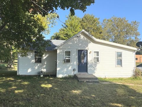 Tiny photo for 133 N East Avenue, Amboy, IL 61310 (MLS # 12483406)