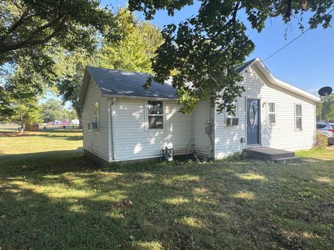 Photo of 133 N East Avenue, Amboy, IL 61310 (MLS # 12483406)