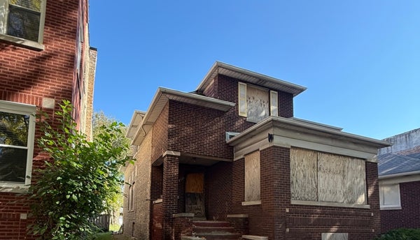 7521 S RIDGELAND AVE, CHICAGO, IL 60649 - Image 39aadf4e92a2961bfe1d0dae0e5e8bf4/3828364943