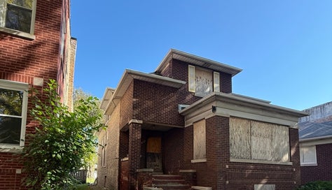 7521 S Ridgeland Avenue Chicago IL 60649