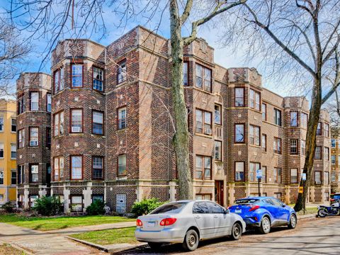 Tiny photo for 6457 N Bell Avenue #2, Chicago, IL 60645 (MLS # 12498097)