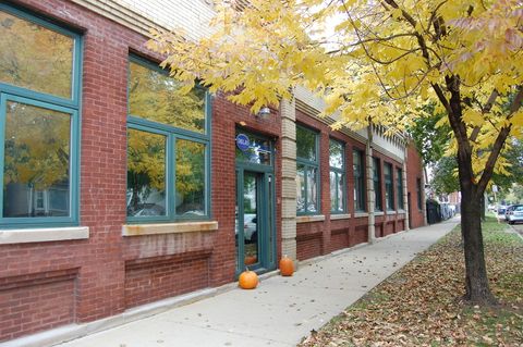 2700 N Campbell Avenue Chicago IL 60647