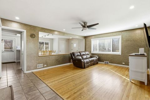 Tiny photo for 2440 183rd Street, Homewood, IL 60430 (MLS # 12582413)