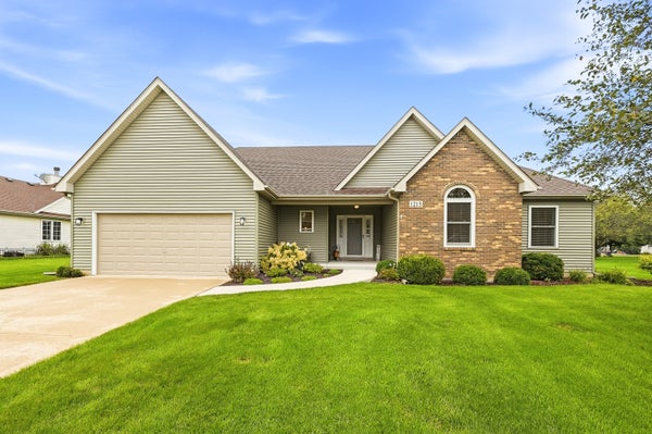 1213 KRAMER LN, SANDWICH, IL 60548 - Image 39aeee98a2c5976ffdb2f648dea7fa1c/4195039712