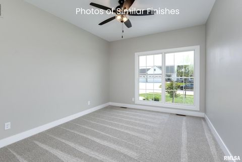 Tiny photo for 11 Viola Drive, Le Claire, IA 52753 (MLS # QC4267793)