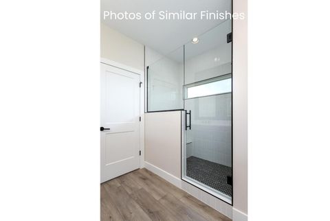 Tiny photo for 11 Viola Drive, Le Claire, IA 52753 (MLS # QC4267793)