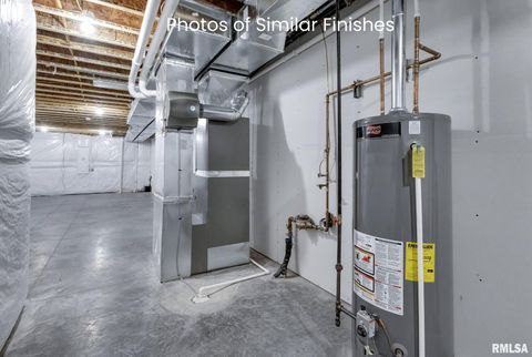 Tiny photo for 11 Viola Drive, Le Claire, IA 52753 (MLS # QC4267793)