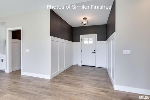 Tiny photo for 11 Viola Drive, Le Claire, IA 52753 (MLS # QC4267793)