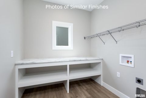 Tiny photo for 11 Viola Drive, Le Claire, IA 52753 (MLS # QC4267793)