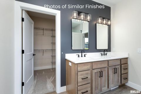 Tiny photo for 11 Viola Drive, Le Claire, IA 52753 (MLS # QC4267793)