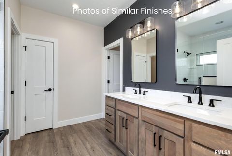 Tiny photo for 11 Viola Drive, Le Claire, IA 52753 (MLS # QC4267793)