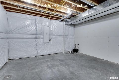 Tiny photo for 11 Viola Drive, Le Claire, IA 52753 (MLS # QC4267793)