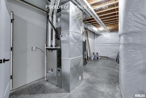 Tiny photo for 11 Viola Drive, Le Claire, IA 52753 (MLS # QC4267793)