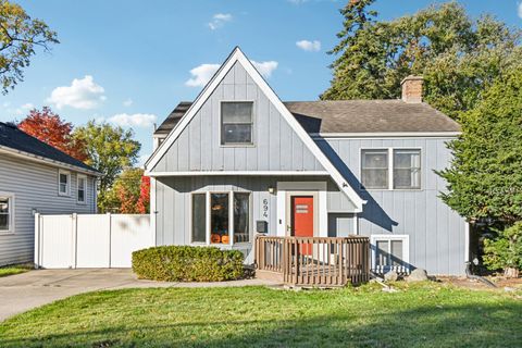 694 S York Street Elmhurst IL 60126