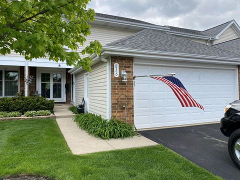 Photo of 836 Golf Course Road, Crystal Lake, IL 60014 (MLS # 12643284)