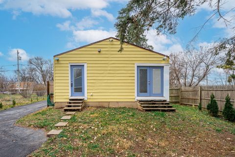 Tiny photo for 917 WILLARD Avenue, Rockford, IL 61101 (MLS # 12523836)
