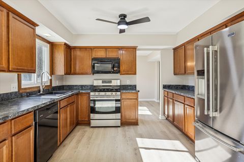 Tiny photo for 1041 Barlina Road, Crystal Lake, IL 60014 (MLS # 12502972)