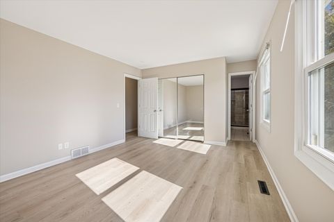 Tiny photo for 1041 Barlina Road, Crystal Lake, IL 60014 (MLS # 12502972)