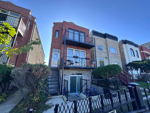 2711 W Congress Parkway 3 Chicago IL 60612