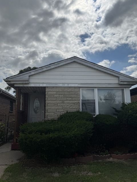 Photo of 8443 S STATE Street, Chicago, IL 60619 (MLS # 12426300)
