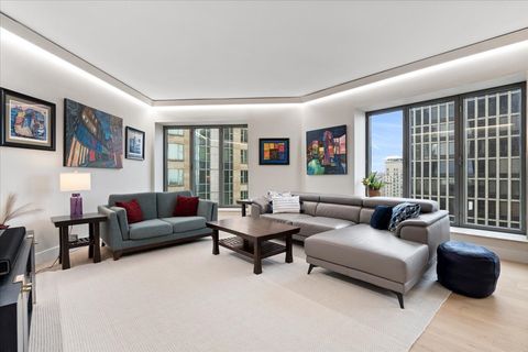 Photo of 950 N Michigan Avenue #2804, Chicago, IL 60611 (MLS # 12634356)