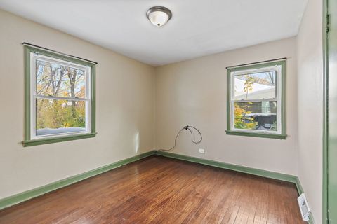 Tiny photo for 1105 Woodlawn Circle, Waukegan, IL 60085 (MLS # 12556045)