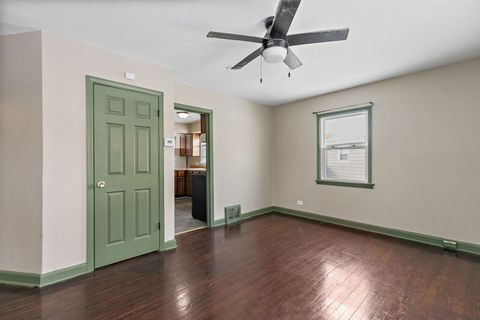 Tiny photo for 1105 Woodlawn Circle, Waukegan, IL 60085 (MLS # 12556045)