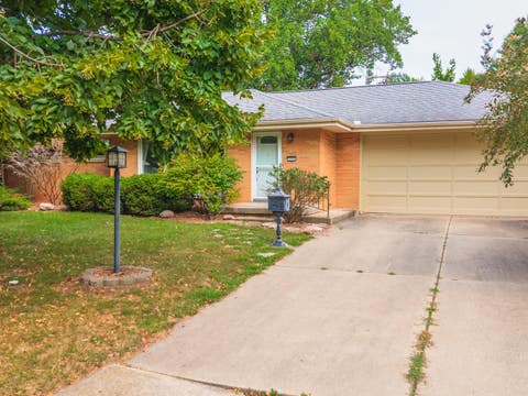 Tiny photo for 203 Radliff Road, Bloomington, IL 61701 (MLS # 12716443)