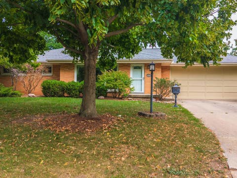 Tiny photo for 203 Radliff Road, Bloomington, IL 61701 (MLS # 12716443)