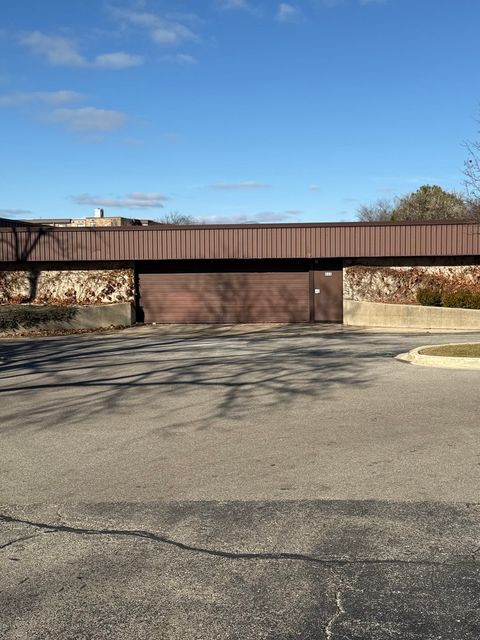Tiny photo for 850 Wellington Avenue #415, Elk Grove Village, IL 60007 (MLS # 12529882)