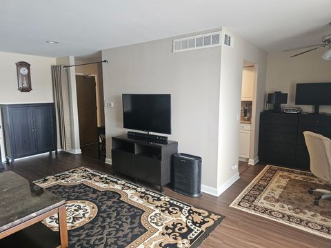 Tiny photo for 850 Wellington Avenue #415, Elk Grove Village, IL 60007 (MLS # 12529882)