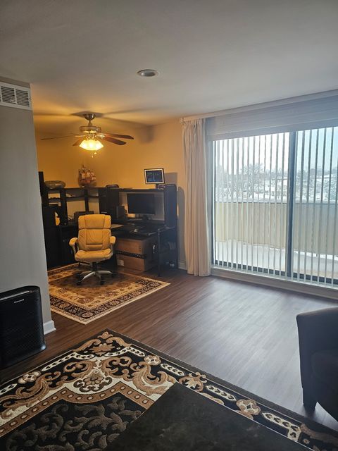 Tiny photo for 850 Wellington Avenue #415, Elk Grove Village, IL 60007 (MLS # 12529882)