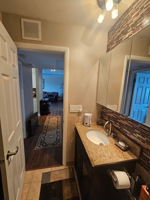 Tiny photo for 850 Wellington Avenue #415, Elk Grove Village, IL 60007 (MLS # 12529882)