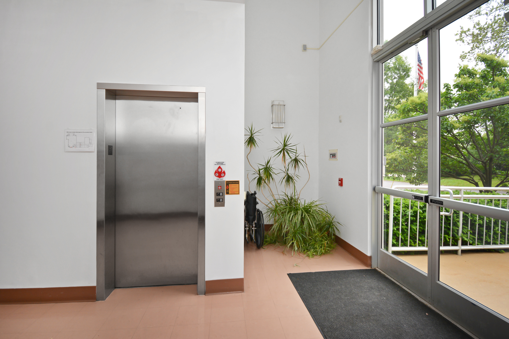 Bloomington, Illinois 61701, United States, ,Commercial,Active,143632