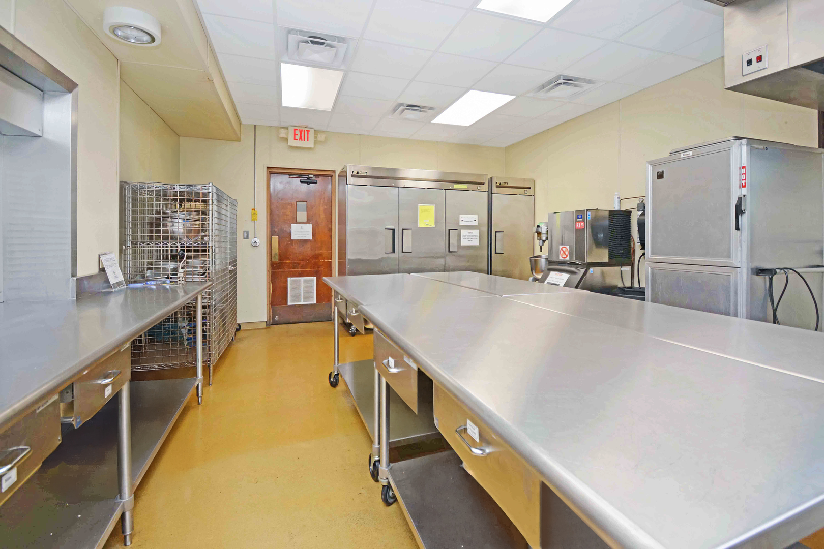 Bloomington, Illinois 61701, United States, ,Commercial,Active,143632