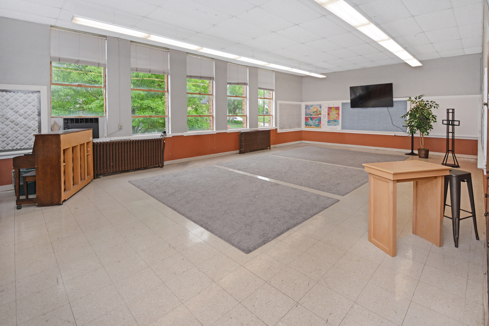 Bloomington, Illinois 61701, United States, ,Commercial,Active,143632