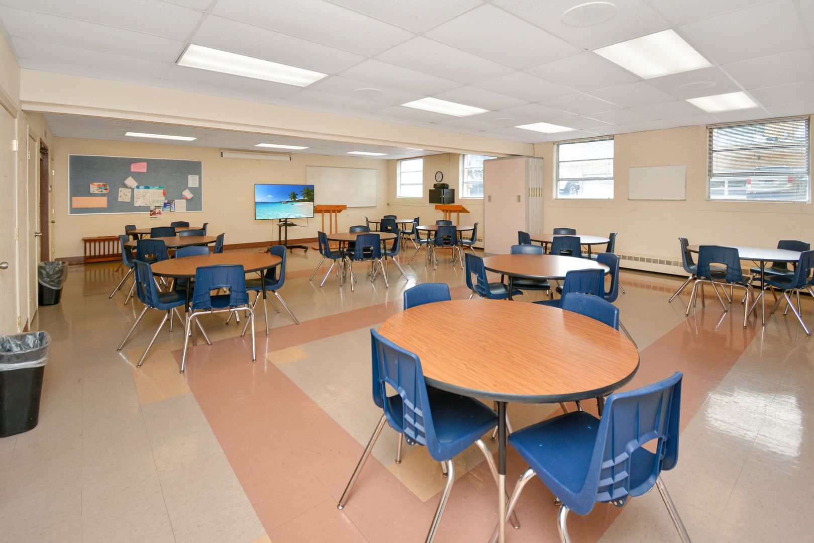 Bloomington, Illinois 61701, United States, ,Commercial,Active,143632