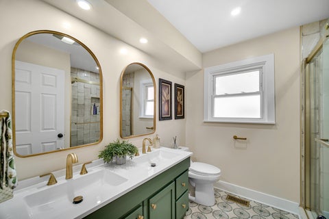 Tiny photo for 9110 Forestview Road, Evanston, IL 60203 (MLS # 12690290)